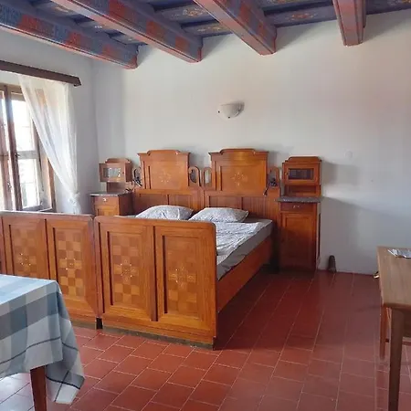 Renaissance Vintage A3 Apartment Telc