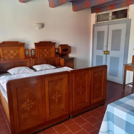 Renaissance Vintage A3 Apartment Telc
